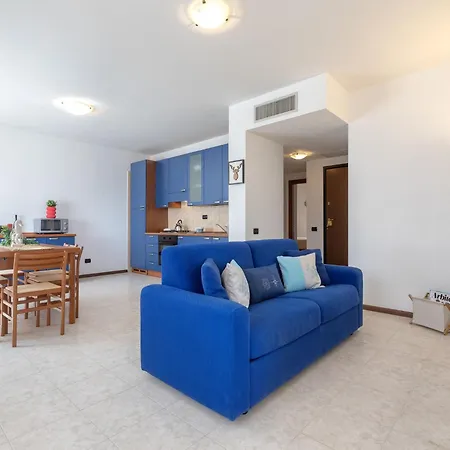 La Casa Di Mimmo By Interhome