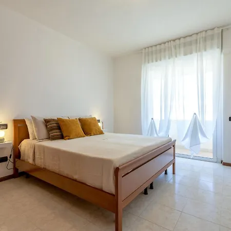 La Casa Di Mimmo By Interhome *